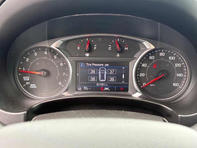 Used 2024 GMC Terrain SLE FWD image 16