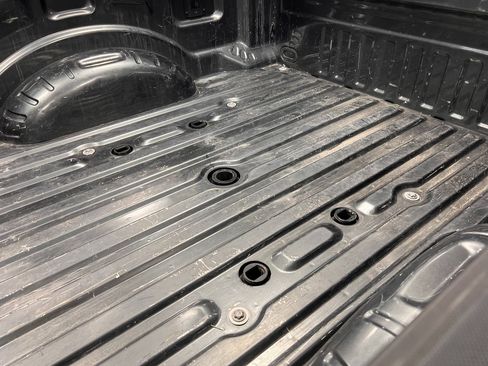 Used 2020 Ford F350 Platinum w/ FX4 Off-Road Package image 26