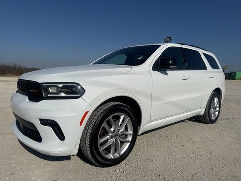 Used 2023 Dodge Durango GT image 1