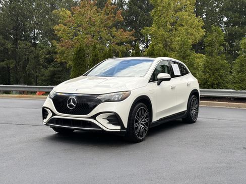 Used 2023 Mercedes-Benz EQE 350+ SUV w/ AMG Line Exterior Package image 14