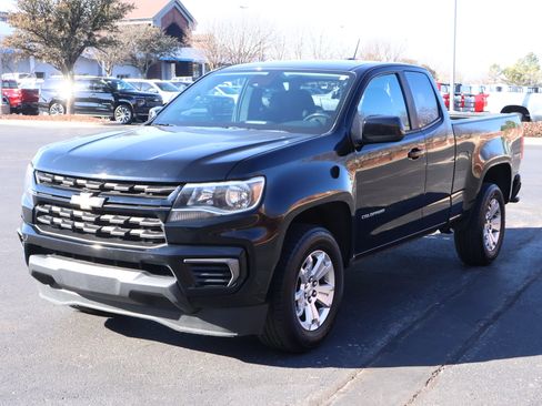 Used 2022 Chevrolet Colorado LT w/ Fleet Safety Package image 24