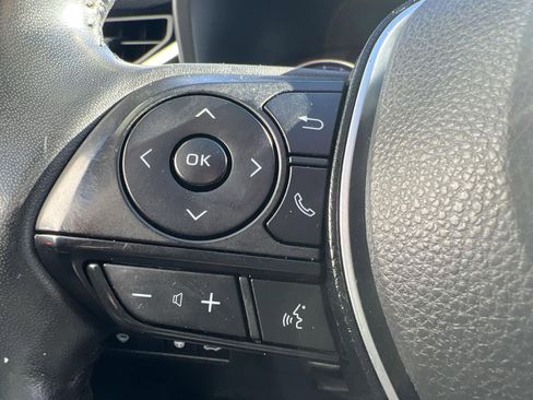 Used 2019 Toyota RAV4 XLE image 19