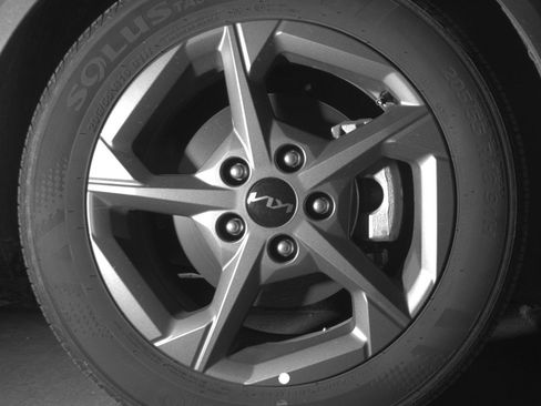 Used 2025 Kia K4 LXS image 13