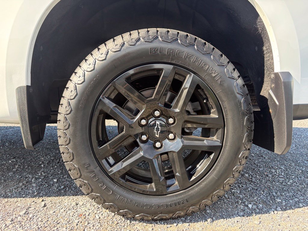 Used 2023 Chevrolet Silverado 1500 RST AWD/4WD image 14