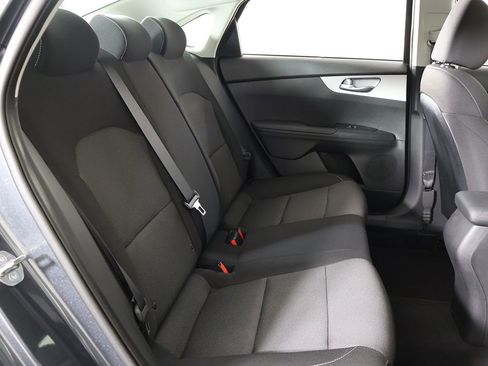 Used 2023 Kia Forte LXS w/ LXS Technology Package FWD image 32