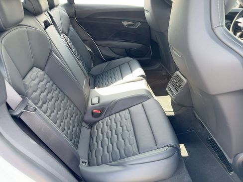 New 2025 Audi RS e-tron GT performance image 29