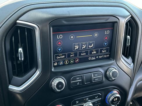 Used 2021 GMC Sierra 1500 AT4 w/ Technology Package image 24