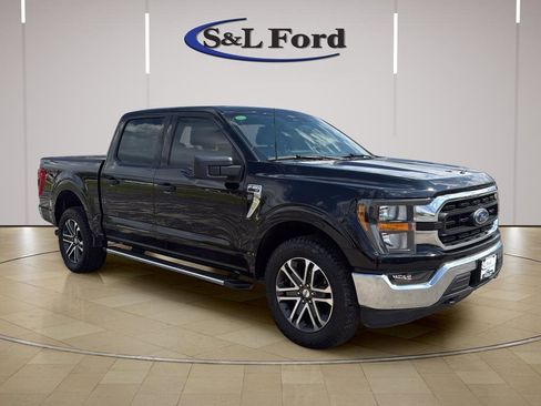 Certified 2023 Ford F150 XLT w/ Equipment Group 301A Mid AWD/4WD image 11