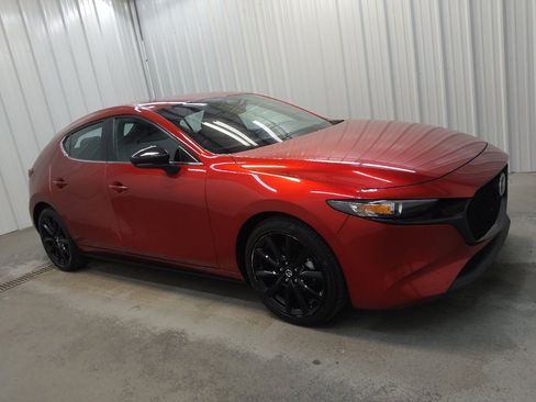 Used 2024 MAZDA MAZDA3 s FWD image 11