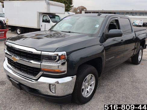Used 2018 Chevrolet Silverado 1500 LT w/ All Star Edition image 8