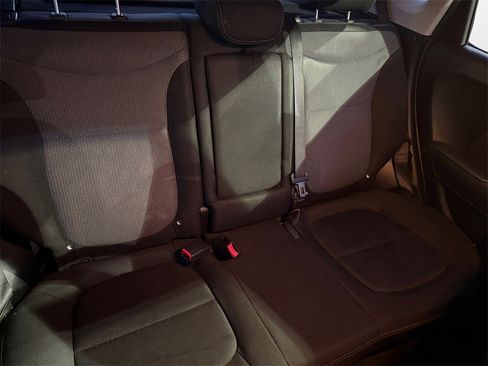 Used 2018 Kia Soul + image 18