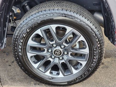 Used 2024 Toyota Tundra Limited image 15