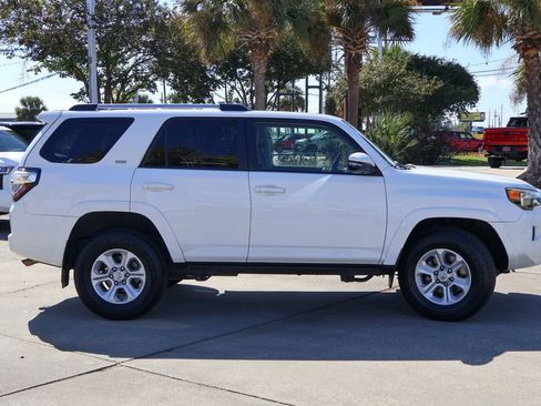 Used 2022 Toyota 4Runner SR5 Premium image 21