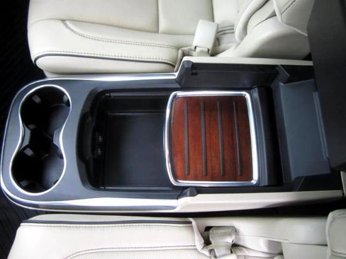 Used 2017 Acura MDX SH-AWD w/ Advance Package image 57