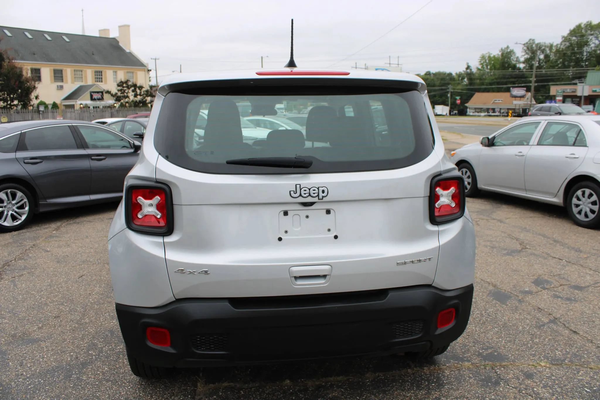 Used 2021 Jeep Renegade Sport AWD/4WD image 7