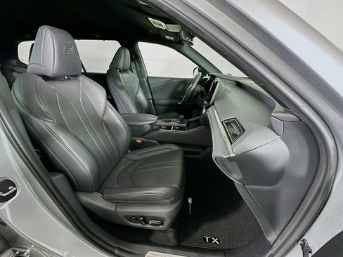Used 2024 Lexus TX 500h AWD w/ Technology Package image 34