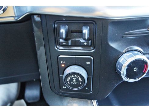 Used 2022 Ford F150 Lariat image 27