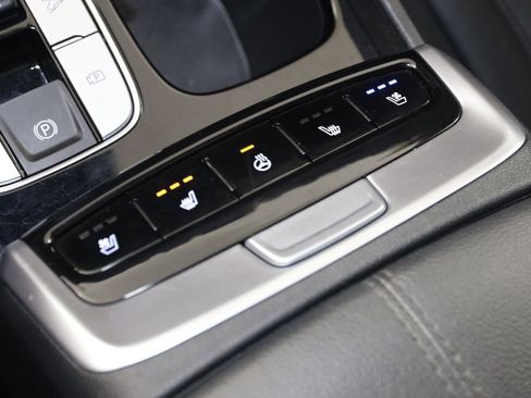 Used 2024 Hyundai Santa Cruz Limited AWD/4WD image 9