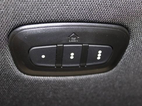 Used 2024 Jeep Wagoneer Series III image 38