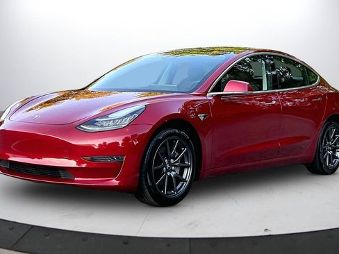 Used 2019 Tesla Model 3 Standard Range Plus RWD image 4