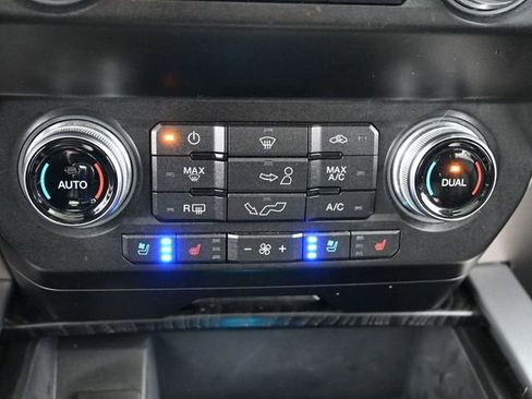 Used 2019 Ford F150 Platinum w/ Equipment Group 701A Luxury image 22