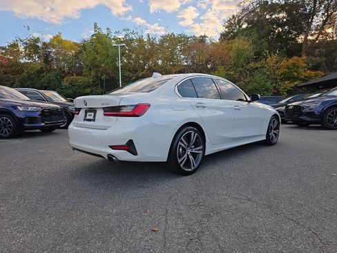 Used 2019 BMW 330i xDrive Sedan w/ Driving Assistance Package image 12
