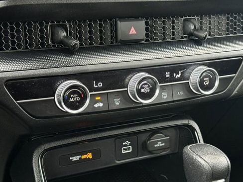 Certified 2024 Honda CR-V LX image 22