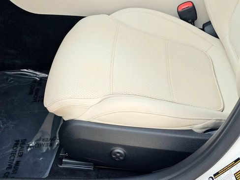 Used 2023 Mercedes-Benz C 300 C 300 image 19