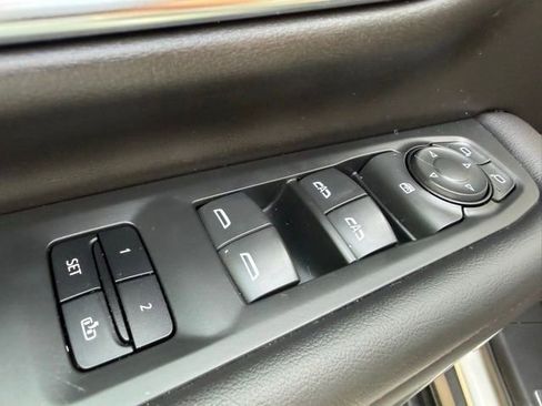 Used 2021 Chevrolet Tahoe RST AWD/4WD image 11