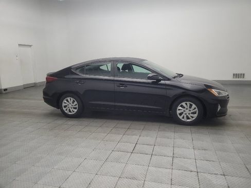 Used 2020 Hyundai Elantra SE w/ Cargo Package (C1) FWD image 11