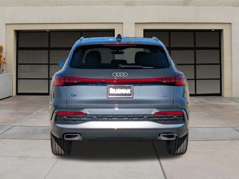 New 2025 Audi Q5 Premium image 4