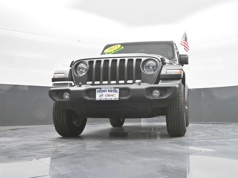 Used 2023 Jeep Wrangler Sport AWD/4WD image 36