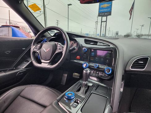 Certified 2019 Chevrolet Corvette Stingray Coupe w/ Battery Protection Package image 29