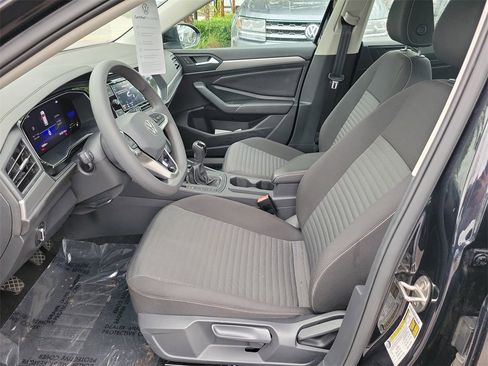 Certified 2022 Volkswagen Jetta S image 14