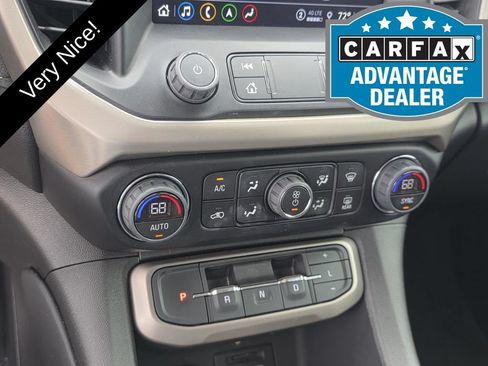 Used 2023 GMC Acadia Denali w/ Denali Ultimate Package AWD/4WD image 38