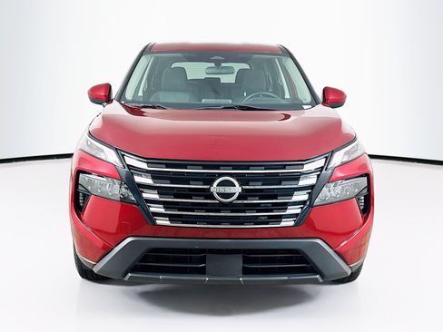 Used 2024 Nissan Rogue SV AWD/4WD image 2
