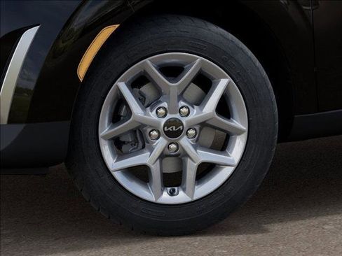 New 2025 Kia Soul LX w/ LX Technology Package image 9