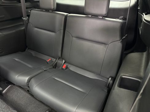 Used 2023 Mitsubishi Outlander SE AWD/4WD image 40