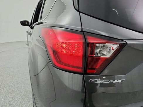 Used 2019 Ford Escape SEL FWD image 28