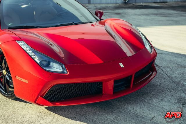 Used 2018 Ferrari 488 GTB RWD image 26