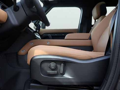 New 2026 Land Rover Defender 110 S AWD/4WD image 37
