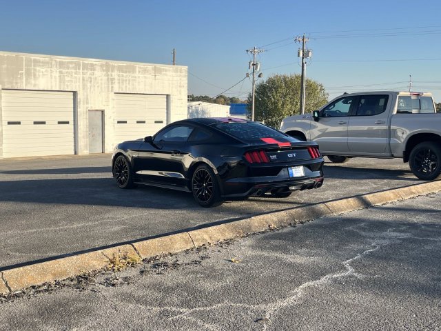 Used 2016 Ford Mustang GT Premium w/ GT Performance Package RWD image 5