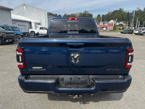 Used 2022 RAM 2500 Laramie w/ Night Edition image 4