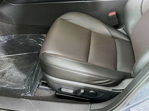 New 2026 MAZDA MAZDA3 Hatchback w/Premium Plus Pkg AWD/4WD image 26