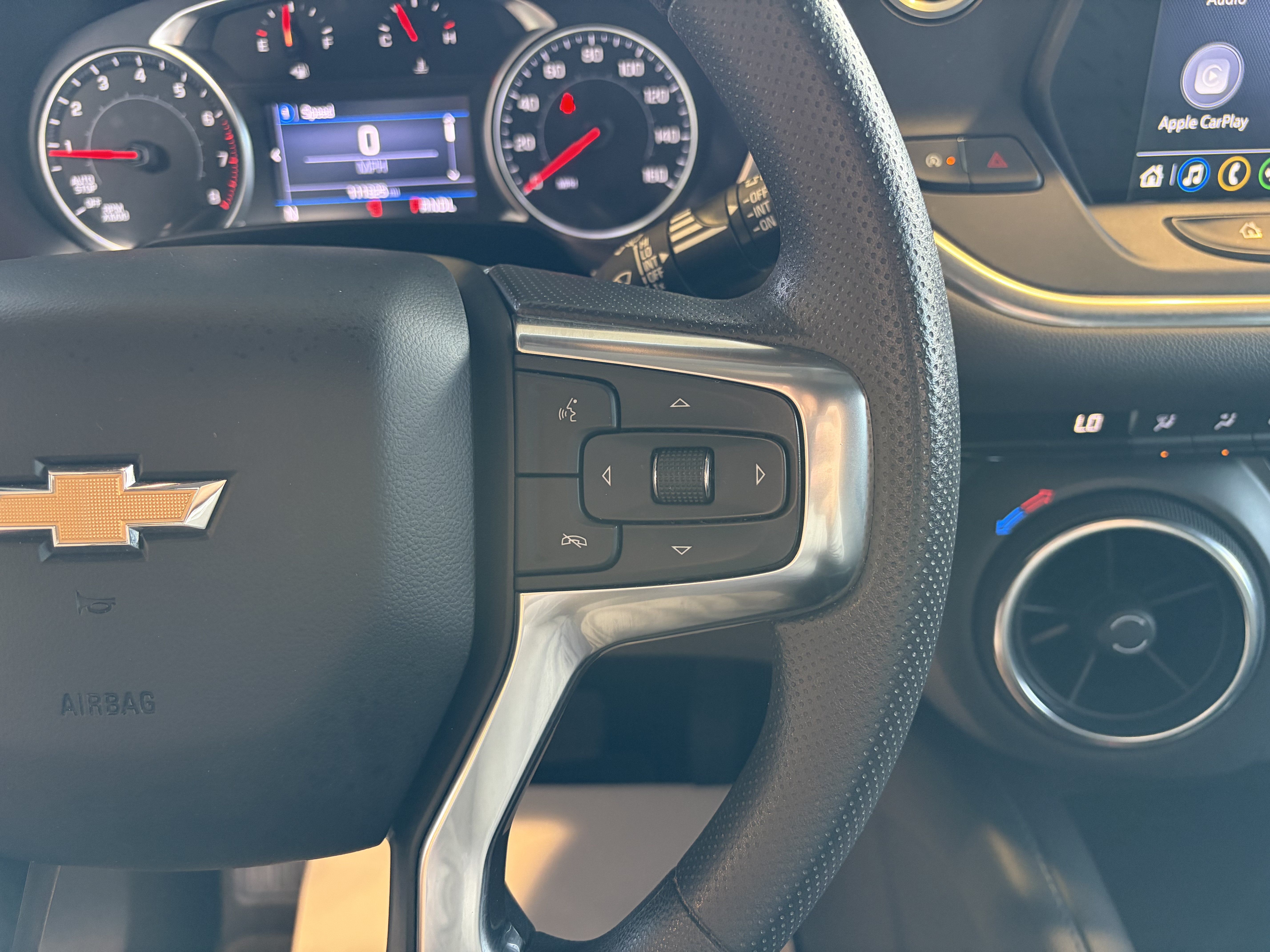 Used 2021 Chevrolet Blazer LT FWD image 17