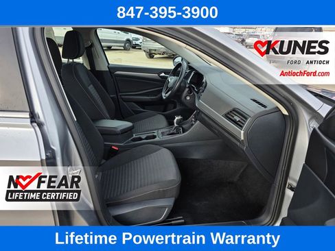 Used 2024 Volkswagen Jetta S image 28