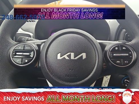 Used 2023 Kia Soul LX w/ LX Technology Package image 4