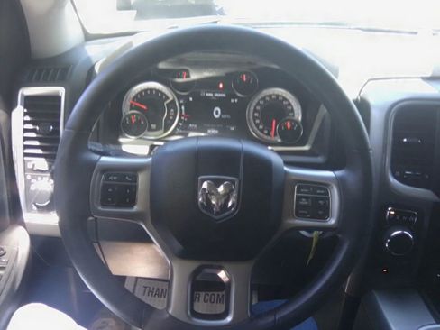 Used 2023 RAM 1500 Classic SLT w/ Trailer & Traction Group AWD/4WD image 5