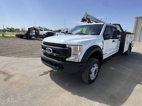 Used 2022 Ford F550 4x4 Crew Cab Super Duty w/ Power Equipment Group image 5