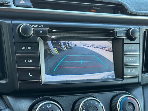 Used 2016 Toyota RAV4 LE image 21